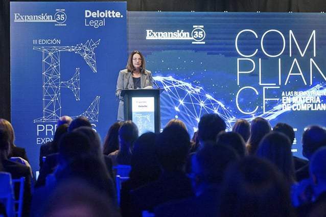 Sandra Olivera (Seat), compliance officer del año